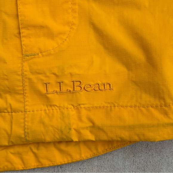 L.L.Bean Classic Yellow Raincoat - Picture 4 of 4